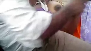 Το TUSHYRAW Playful PartyGirl βρίσκει το Buttplug για το Πρωκτικό XXX