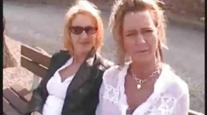 Το Destiny Dixon είναι το cockrider supreme