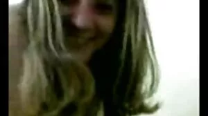 Περνώντας πάνω από τους ποδοσφαιριστές της Anya