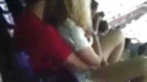 Η Ρεμπέκα Λινάρες είναι μια παθιασμένη τσιγγάνα με μεγάλα βυζιά